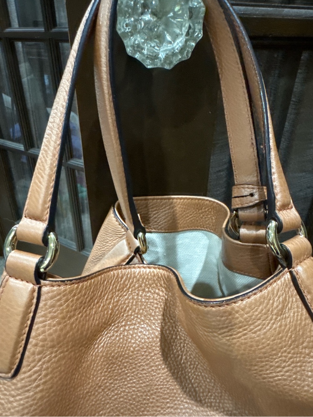 Authentic Gucci Soho Leather Hobo - Picture 3 of 11